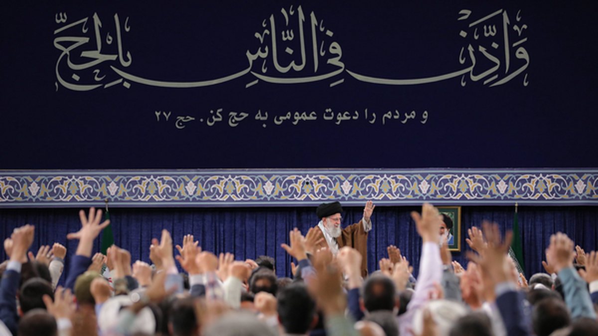 دیدار کارگزاران حج با رهبر انقلاب آغاز شد