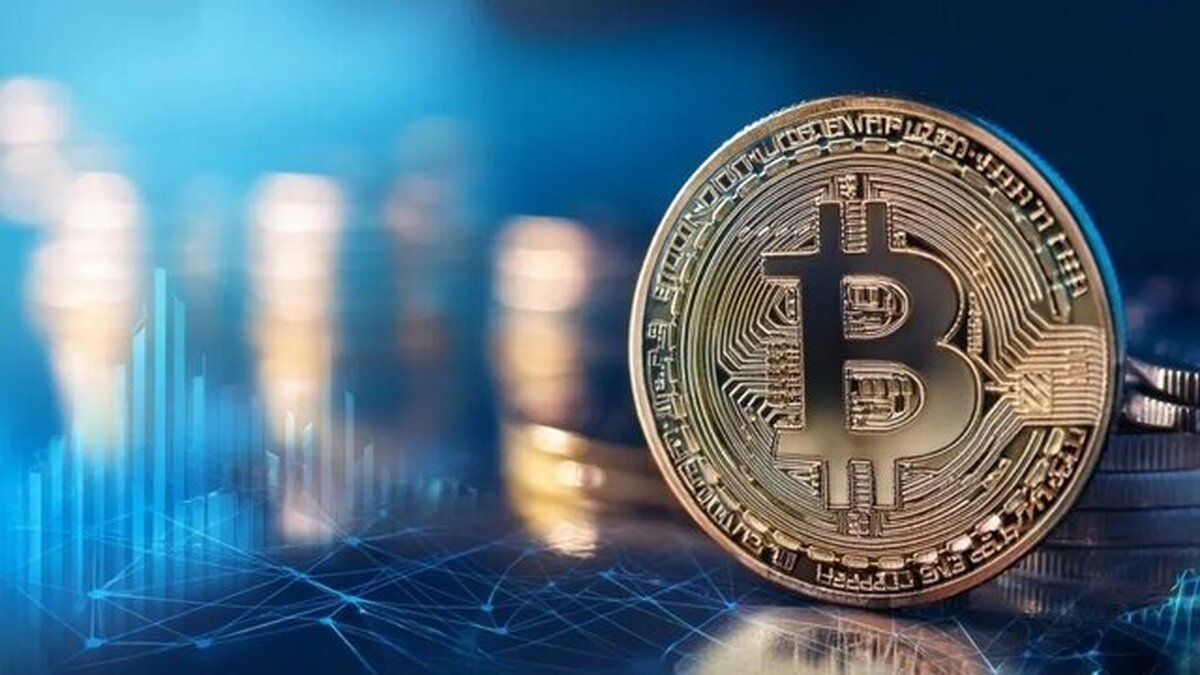بازار رمزارزها / قیمت ۱۰ ارز دیجیتال / آزمون قدرت بیت‌کوین