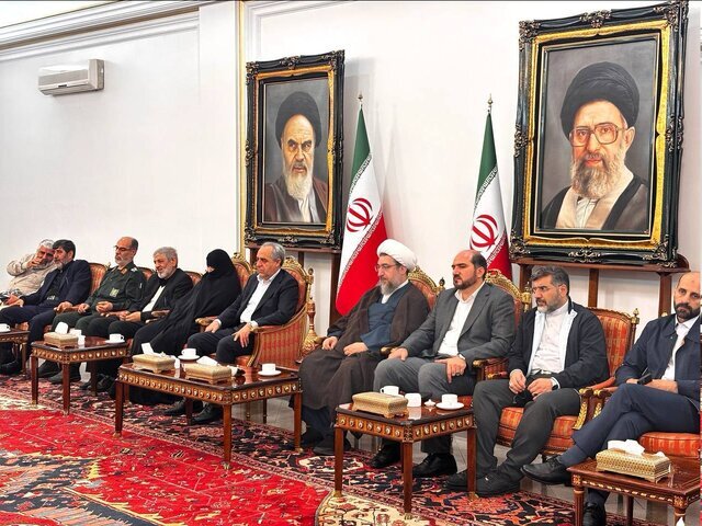 حضور خانواده و جمعی از اعضای دولت رئیسی در تبریز