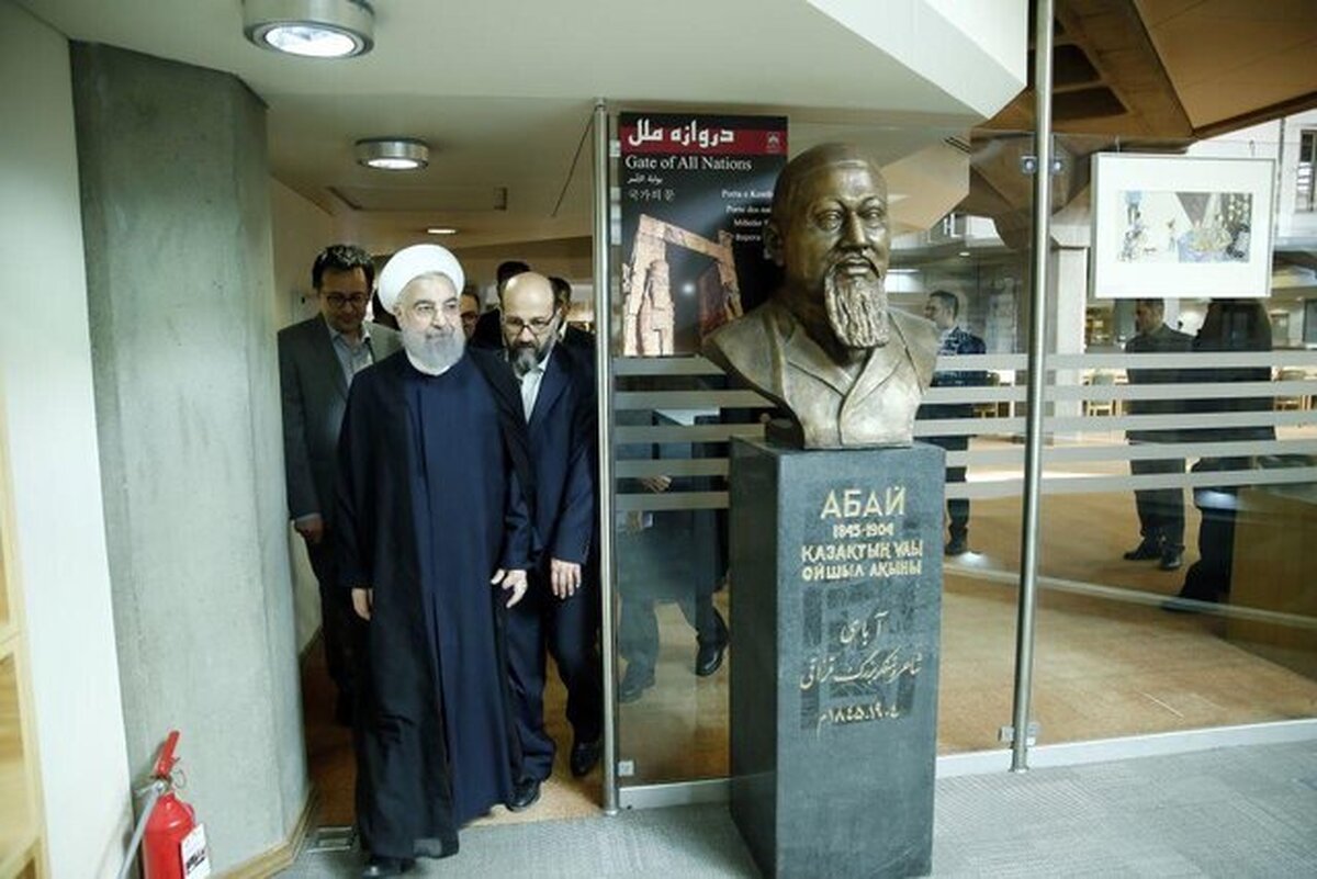 بازدید روحانی از سازمان اسناد و کتابخانه ملی ایران + عکس