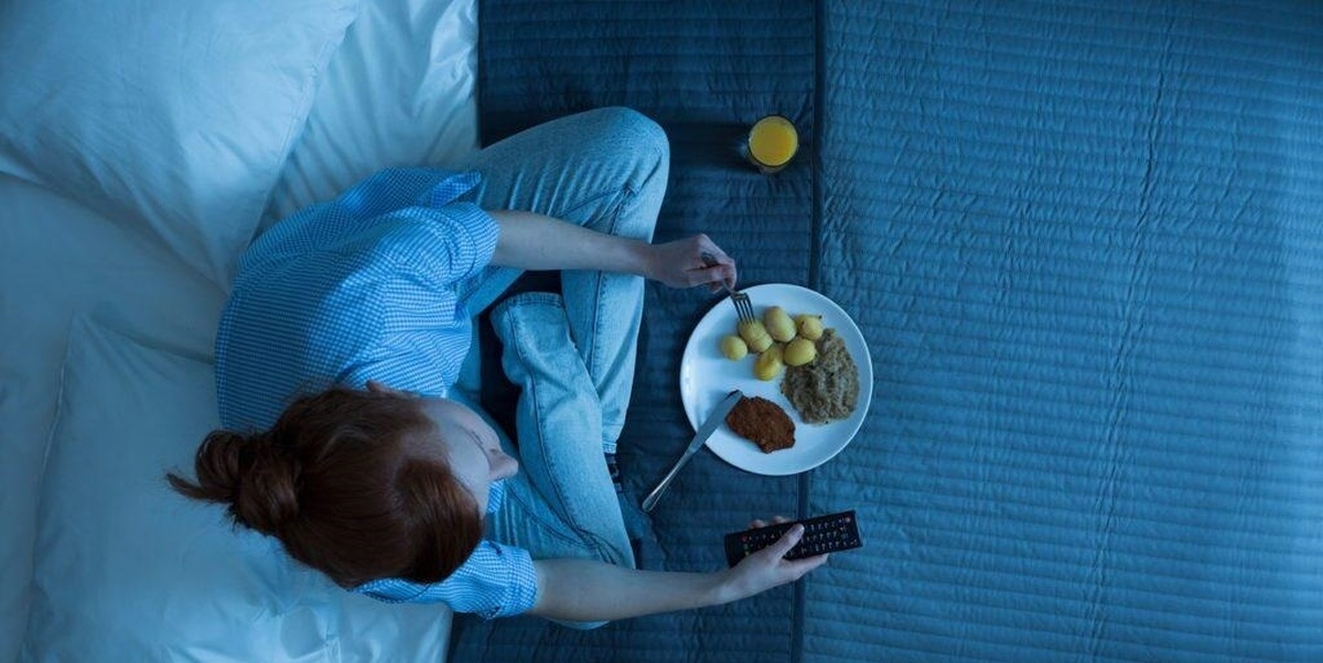 آیا کم‌خوابی باعث افزایش وزن می‌شود؟