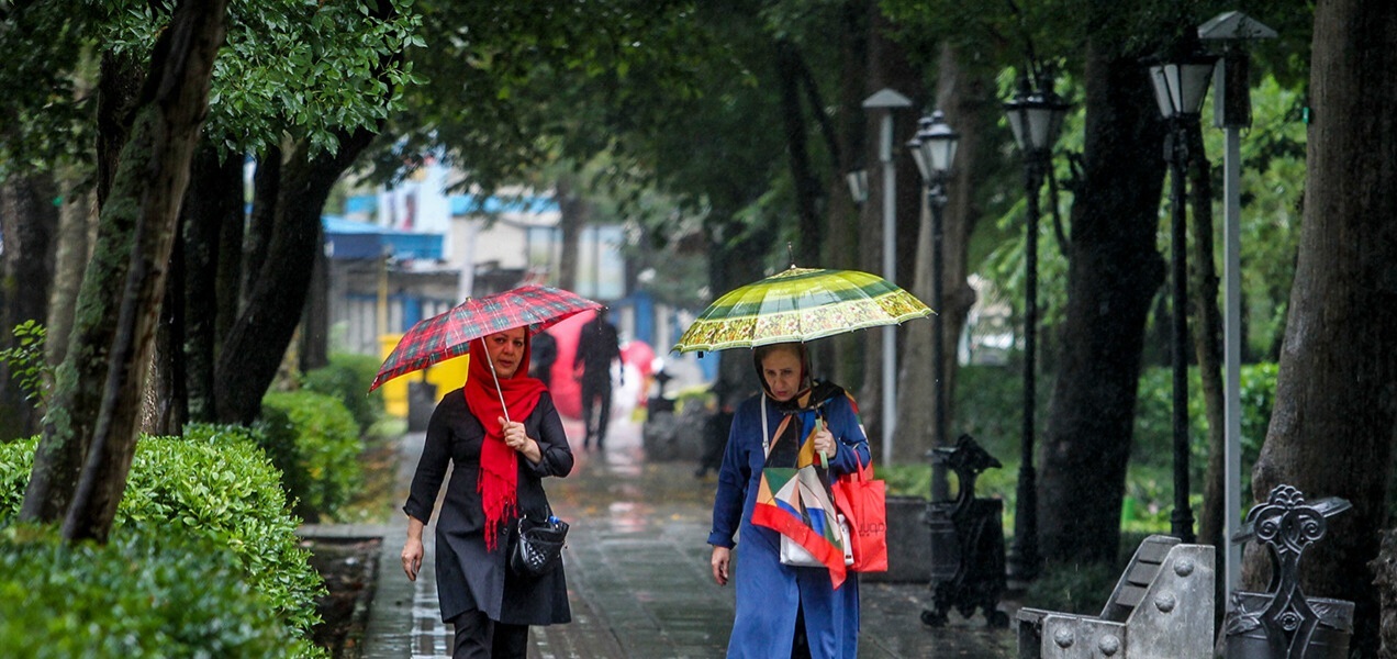 هواشناسی 1404/02/15 / رگبار و رعد و برق در 19 استان/ تندباد در دامنه‌های جنوبی البرز