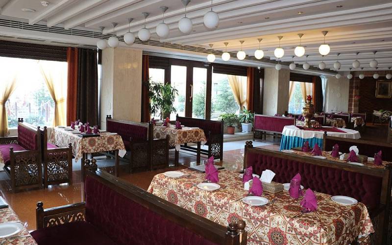 ویژگیهای بارز رستوران هتل سی نور مشهد ویژگیهای بارز رستوران هتل سی نور مشهد