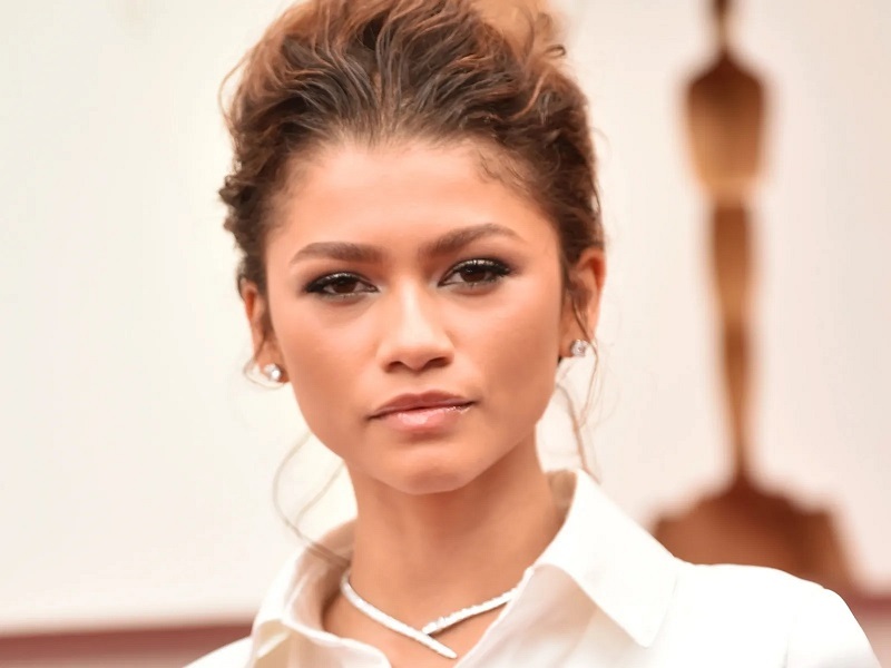 عکس/زندایا با یک تیپ خاص به مت‌گالا آمد