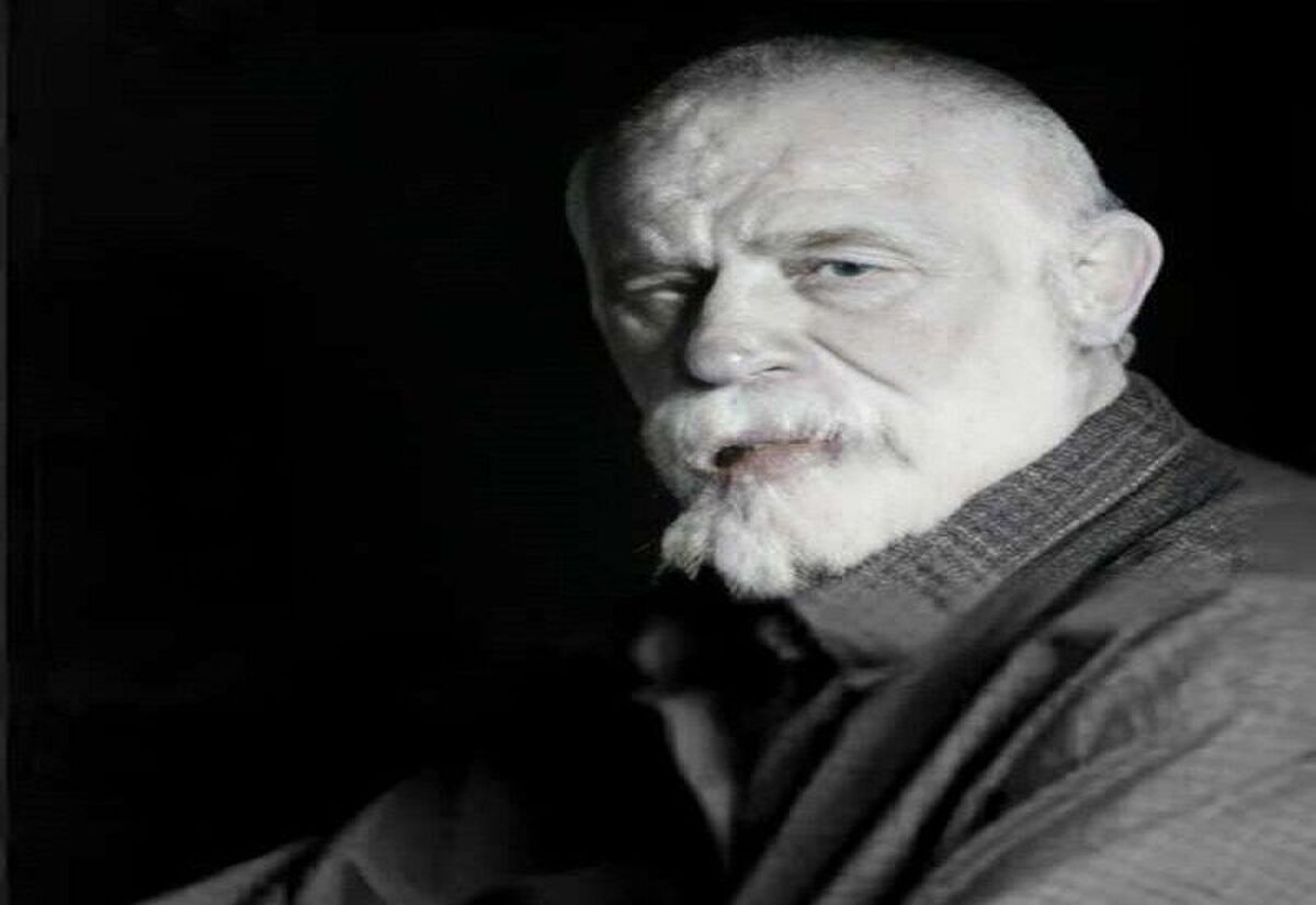 عباس خان مختاری بازیگر پیشکسوت سینمای ایران در آستارا به خاک سپرده شد