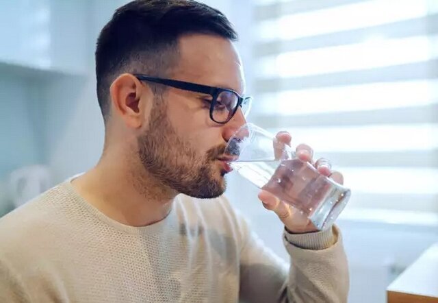 تشنگی بیش از حد؛ علل و روش درمان