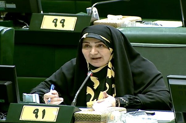 بیش از 1116 تن خاک سرخ از جزیره هرمز برداشت شده