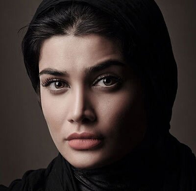 عکس/تصاویری از گشت‌و‌گذار تینا آخوندتبار در اسپانیا