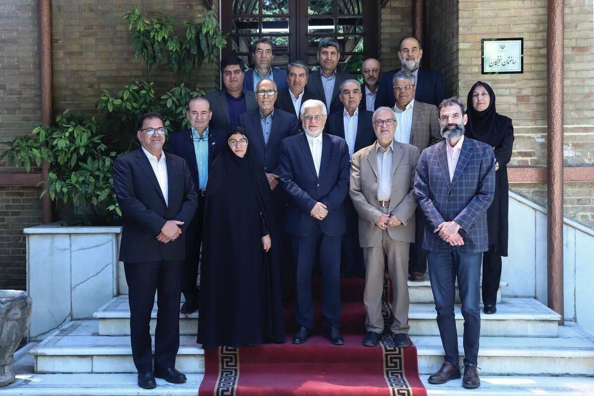 در دیدار عارف و جمعی از روانشناسان چه گذشت؟