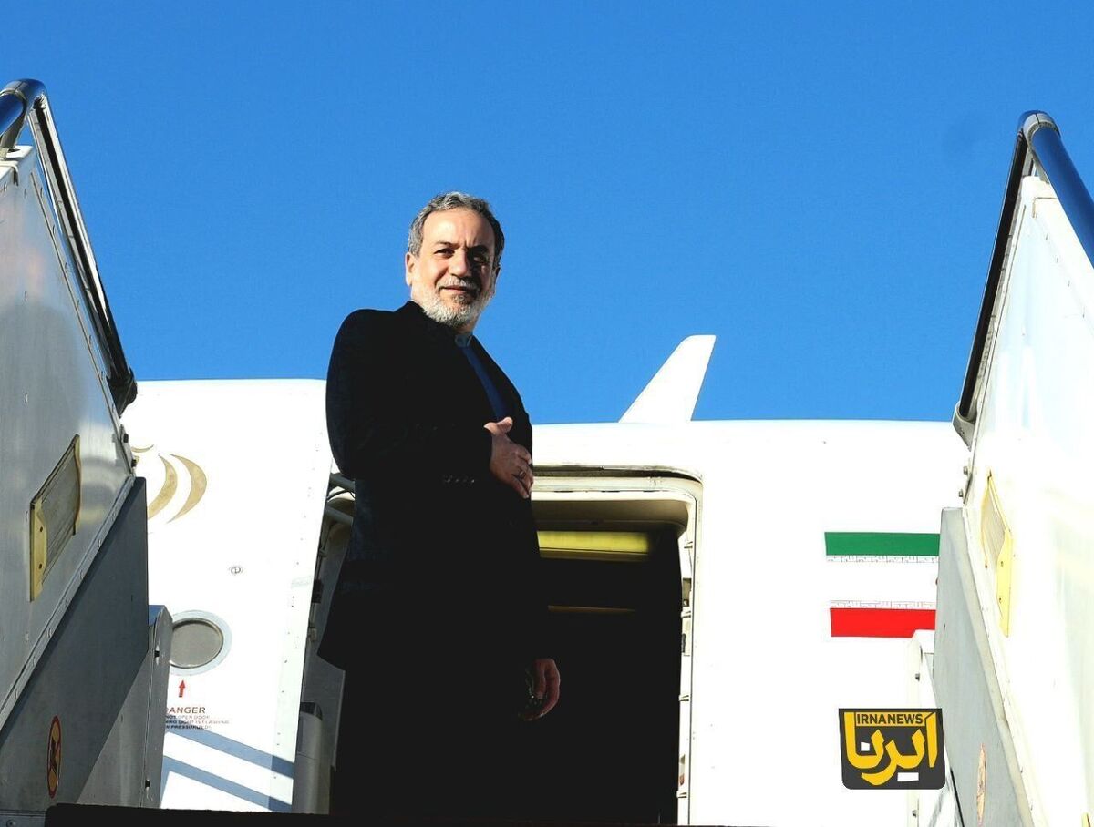 وزیر امور خارجه عازم مسقط شد
