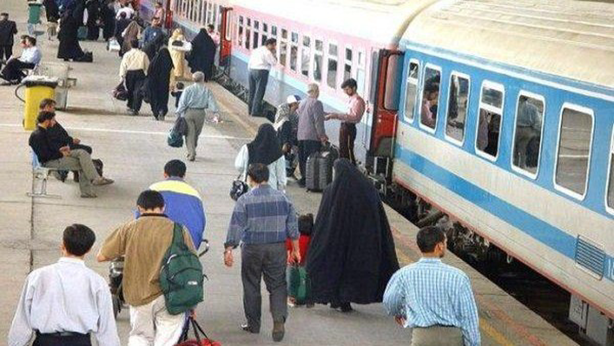 پیش‌فروش بلیت قطار‌های مسافری خردادماه آغاز شد