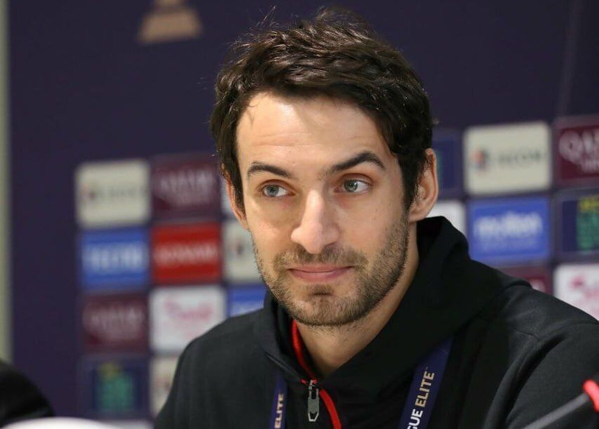 گولسیانی تنها مدافع پرسپولیس مقابل هوادار
