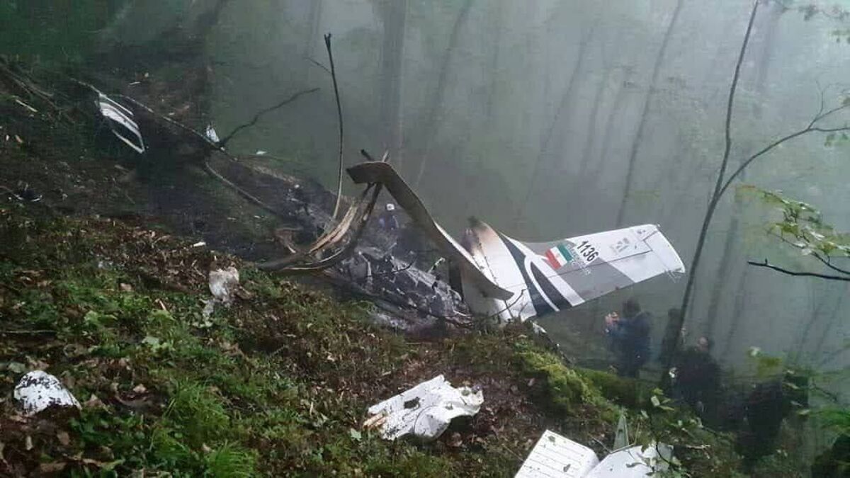 اسماعیلی: بخشی از بدن شهید رئیسی همچنان در محل سقوط بالگرد است
