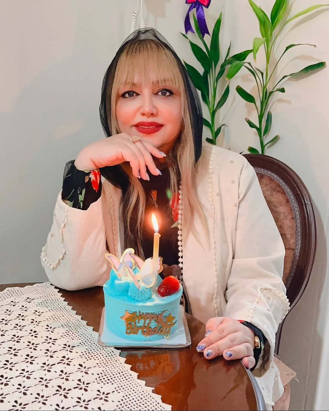 عکس/کبریِ خواب و بیدار صمیمانه تولدش را جشن گرفت