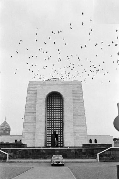 عکس/ «مقبره رضاخان» در شهرری؛ سال ۱۳۳۸ عکس/ «مقبره رضاخان» در شهرری؛ سال ۱۳۳۸