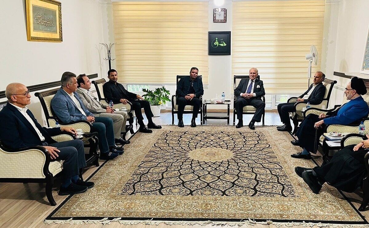 عکس/دیدار پیشکسوتان پرسپولیس با سیدمحمد خاتمی