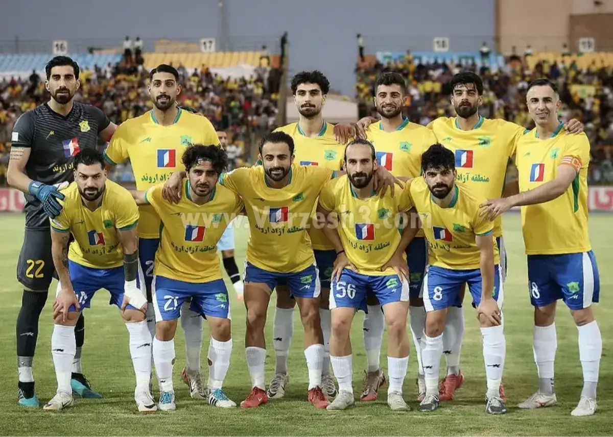 اردوی ۱۱ روزه حریف استقلال در تهران!