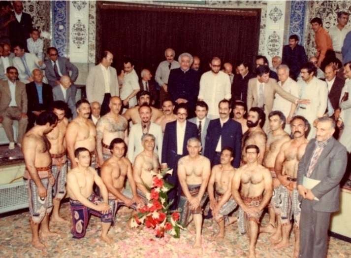 عکس/ «مصطفی میرسلیم» و «ابوالحسن بنی صدر» در زورخانه عکس/ «مصطفی میرسلیم» و «ابوالحسن بنی صدر» در زورخانه