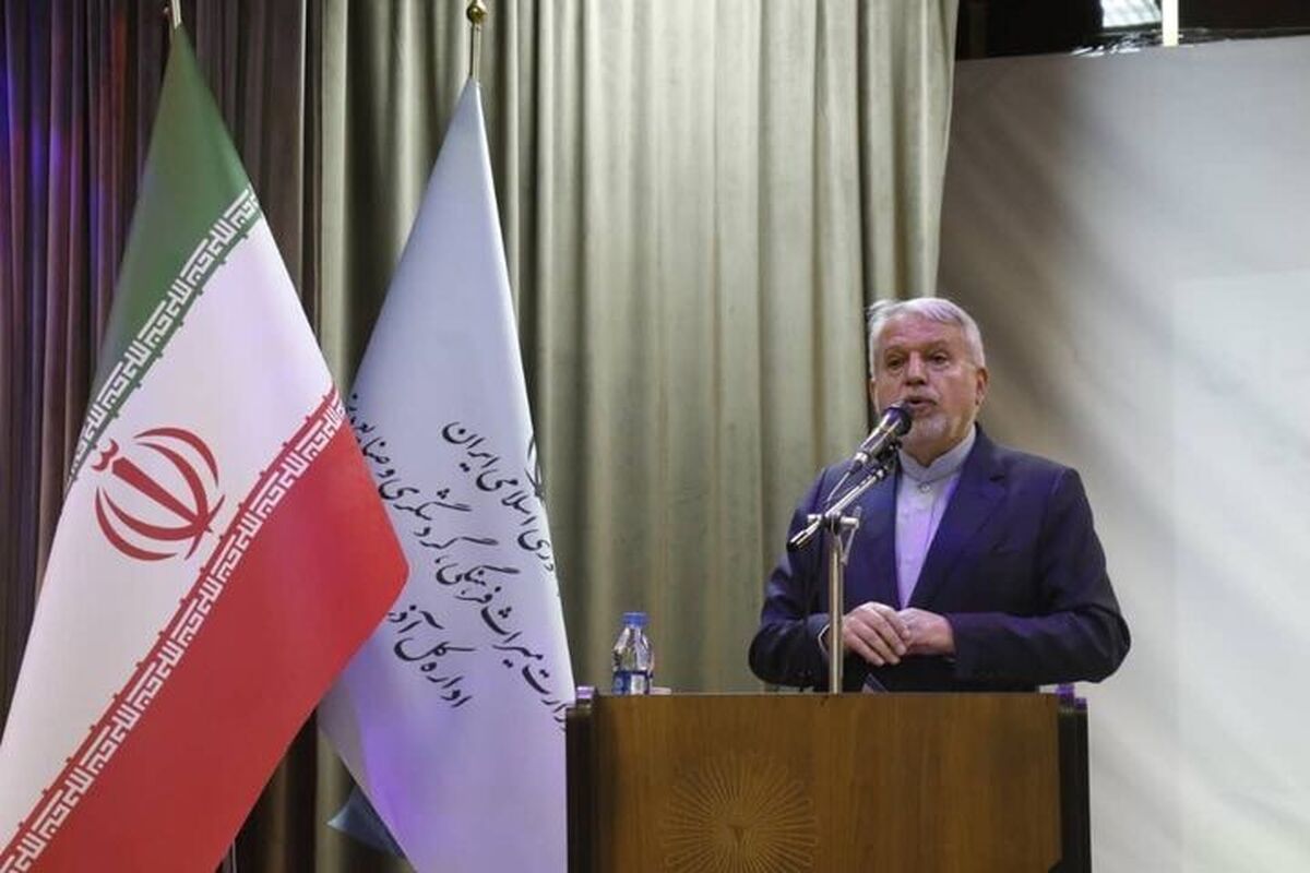 وزیر میراث فرهنگی: با ظرفیت‌های گردشگری کشور نیازی به سفر‌های خارجی نداریم
