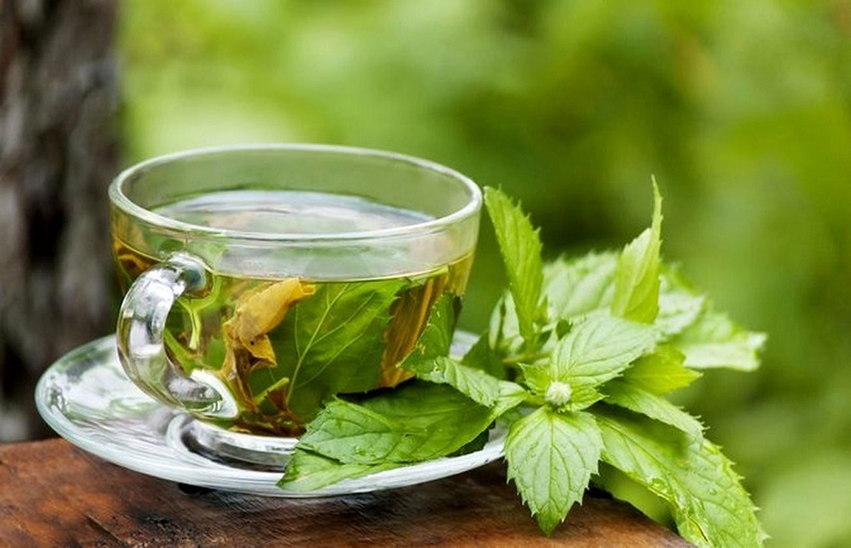زمانی که گلودرد دارید این دمنوش را بخورید