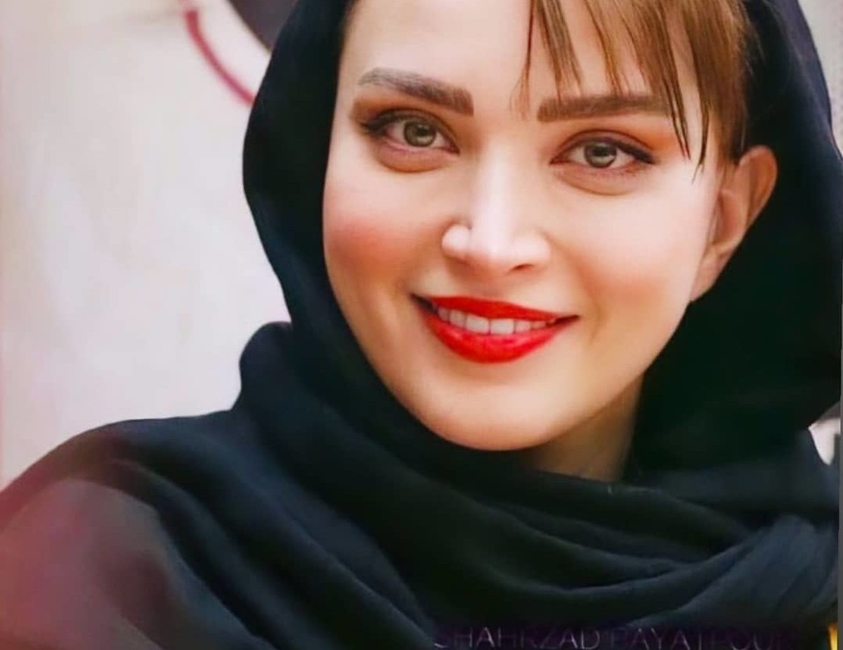 عکس/تصاویر بهنوش طباطبایی از نمایشگاه کتاب