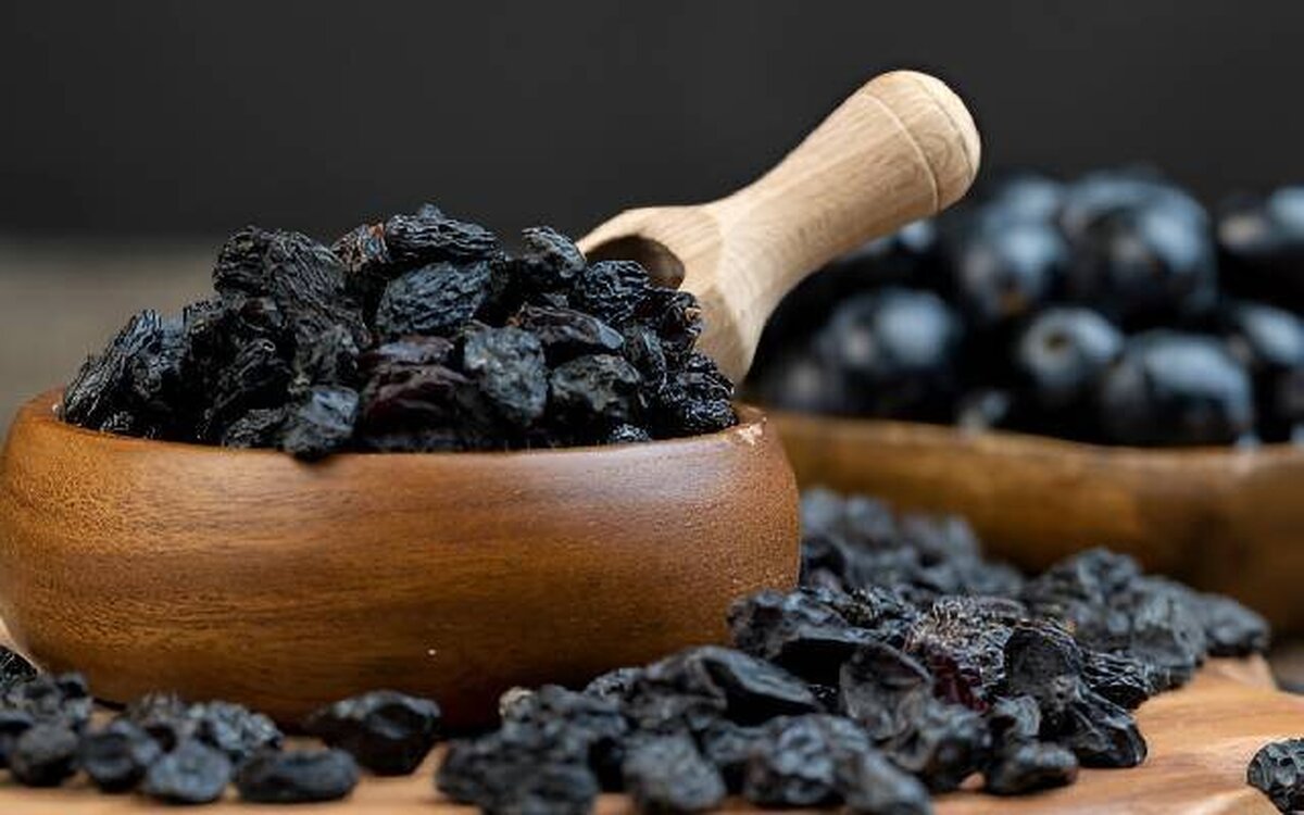 چرا باید هر روز ۲۱ عدد مویز بخوریم؟