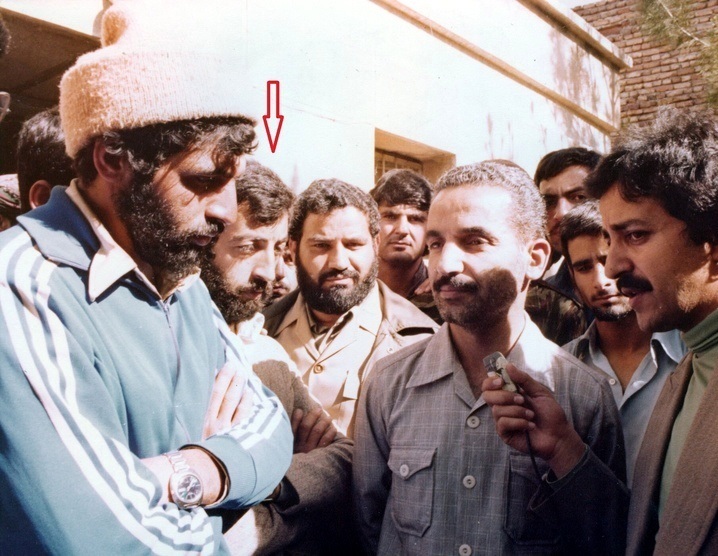 عکس/ «حداد عادل» در کنار «شهید رجایی»؛ دهۀ ۱۳۶۰ عکس/ «حداد عادل» در کنار «شهید رجایی»؛ دهۀ ۱۳۶۰