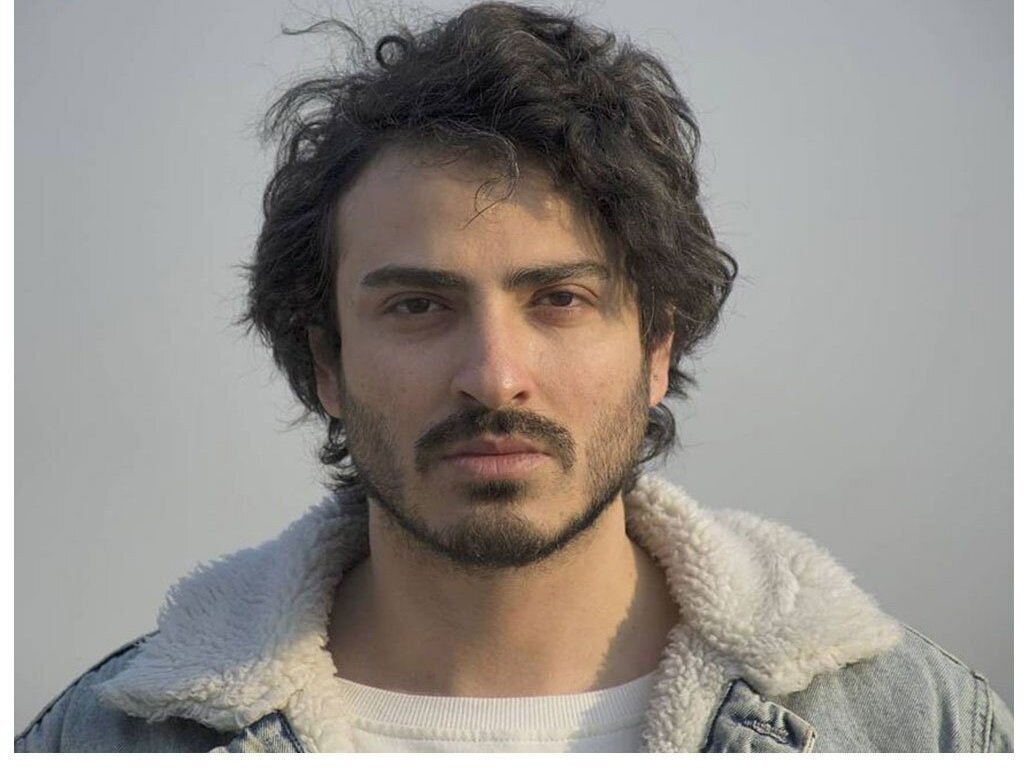 محمدامین شعرباف؛ از قورباغه تا گردن زنی