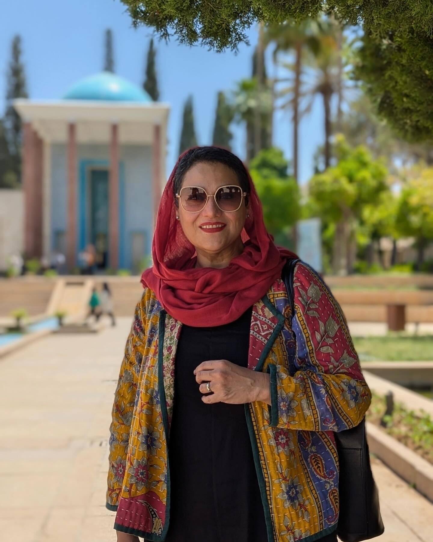 عکس/تیپ سنتی شبنم مقدمی در شیراز جلب‌توجه کرد