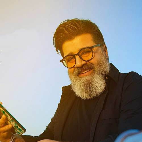 عکس/قاب عاشقانه آقای خواننده و همسرش در جزیره کیش