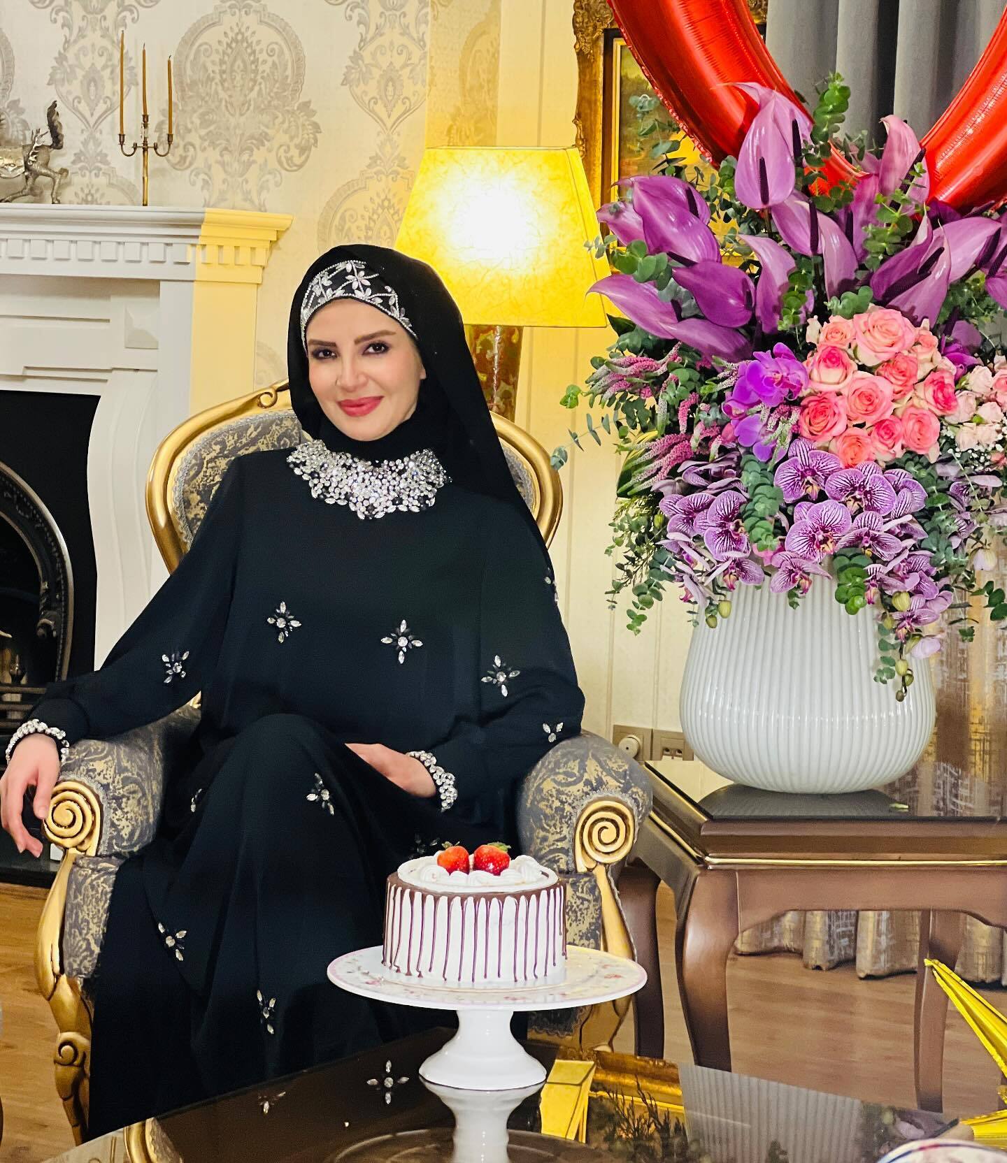 جشن تولد ۳۹ سالگی ملیکا زارعی جشن تولد ۳۹ سالگی ملیکا زارعی