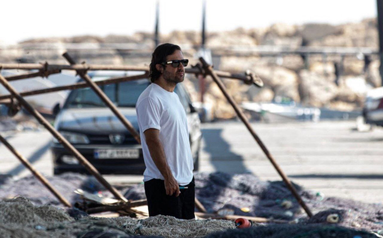 عکس/همدردی هومن سیدی با مردم بندر عباس