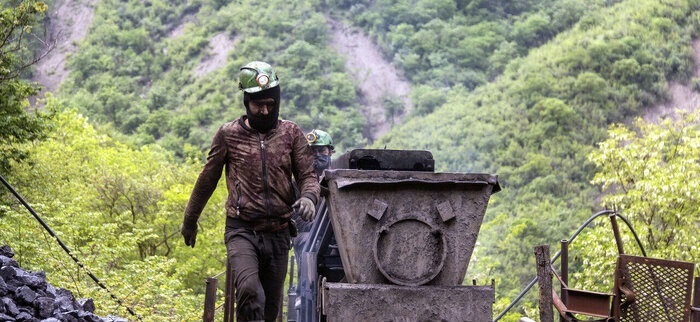 تخریب هیرکانی با خنجر معدنکاوی