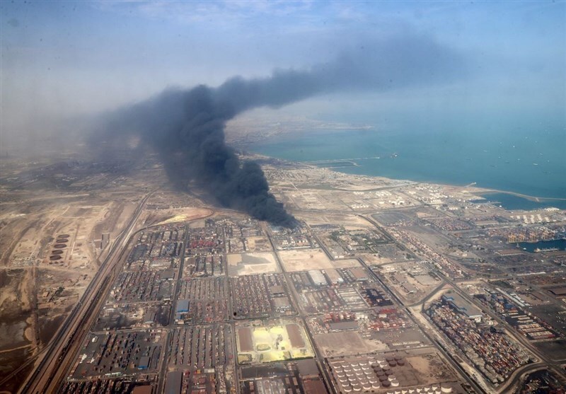 بازدید هوایی پزشکیان از محل انفجار بندرعباس+ عکس بازدید هوایی پزشکیان از محل انفجار بندرعباس+ عکس