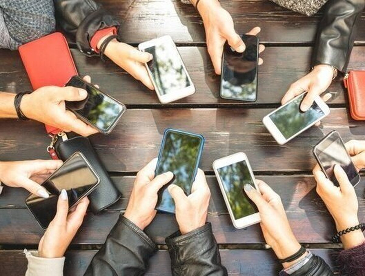 تاثیر منفی قطع برق بر شبکه اینترنت، موبایل‌ها و خودپرداز‌ها