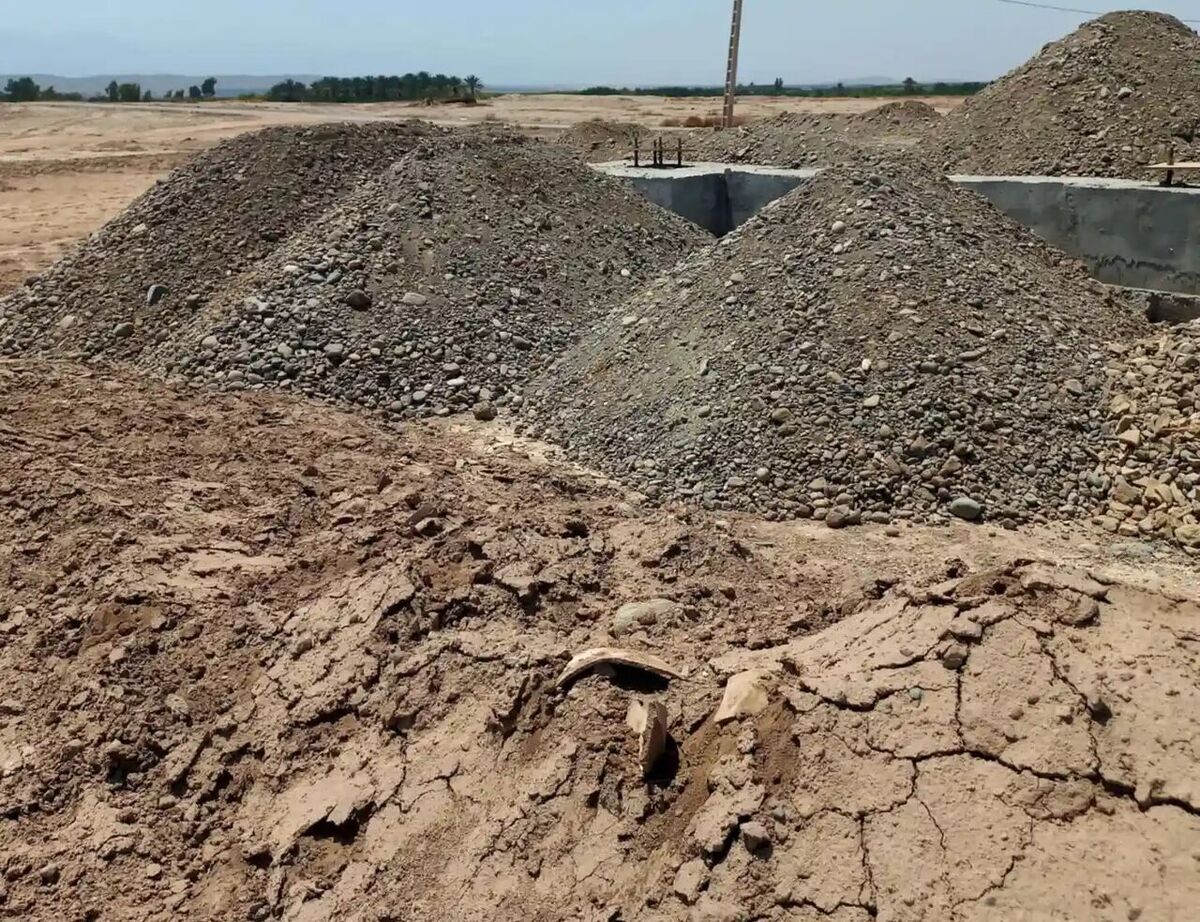  ماجرای حمله بیل مکانیکی به تمدن ۵ هزارساله جیرفت 