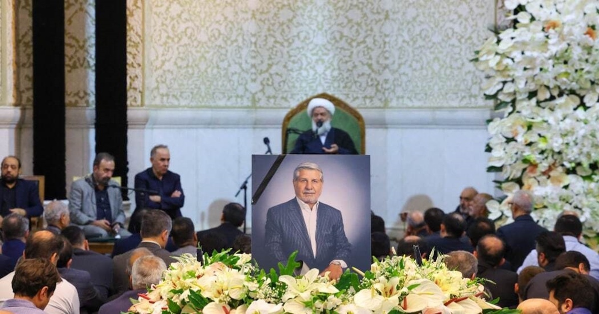 تصاویر | مراسم ختم علی اکبر انصاری با حضور چهره های معروف