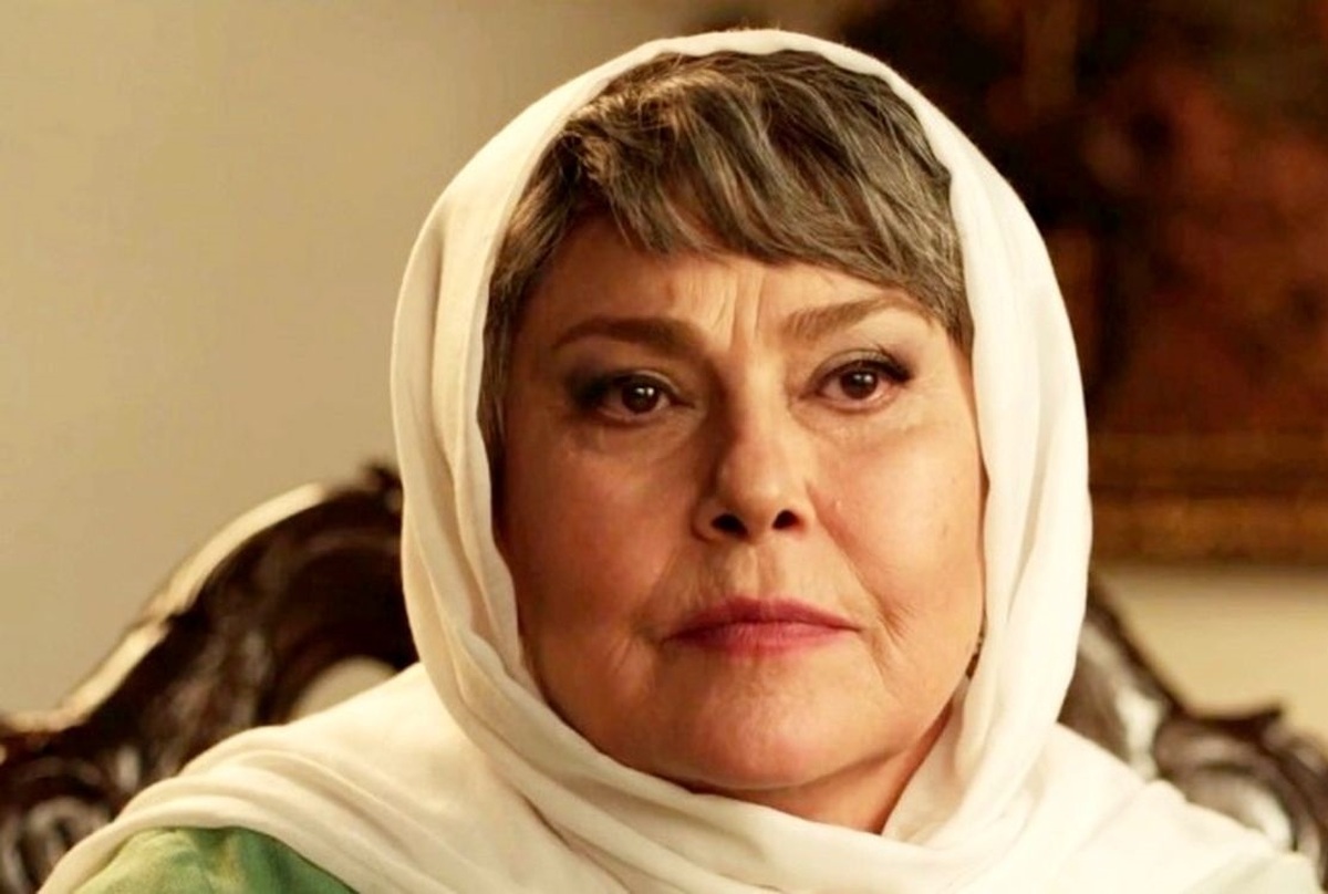 عکس؛/ چهرۀ «مهرانه مهین‌ترابی» در اولین فیلم سینمایی‌اش؛ سال ۱۳۶۵
