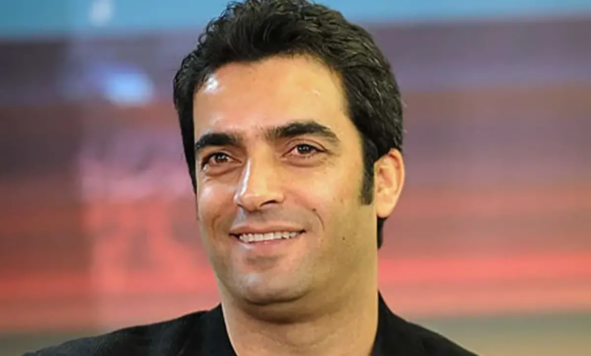 عکس/قاب عاشقانه منوچهر هادی و سوفیا در آخرین روز مدرسه