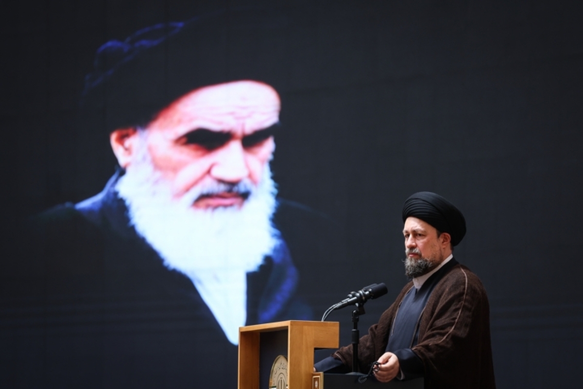 سید حسن خمینی: دشمنان سعی می‌کنند شخصیت امام را به گونه دیگری جلوه بدهند
