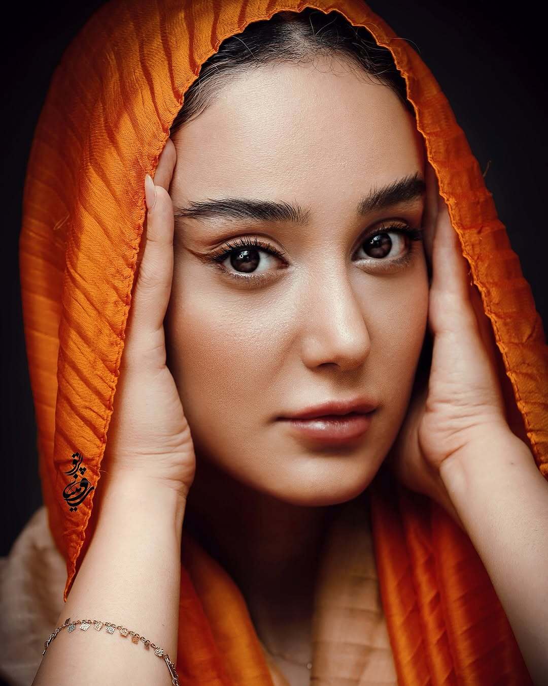 عکس/فتوشات بازیگر همگناه منتشر شد