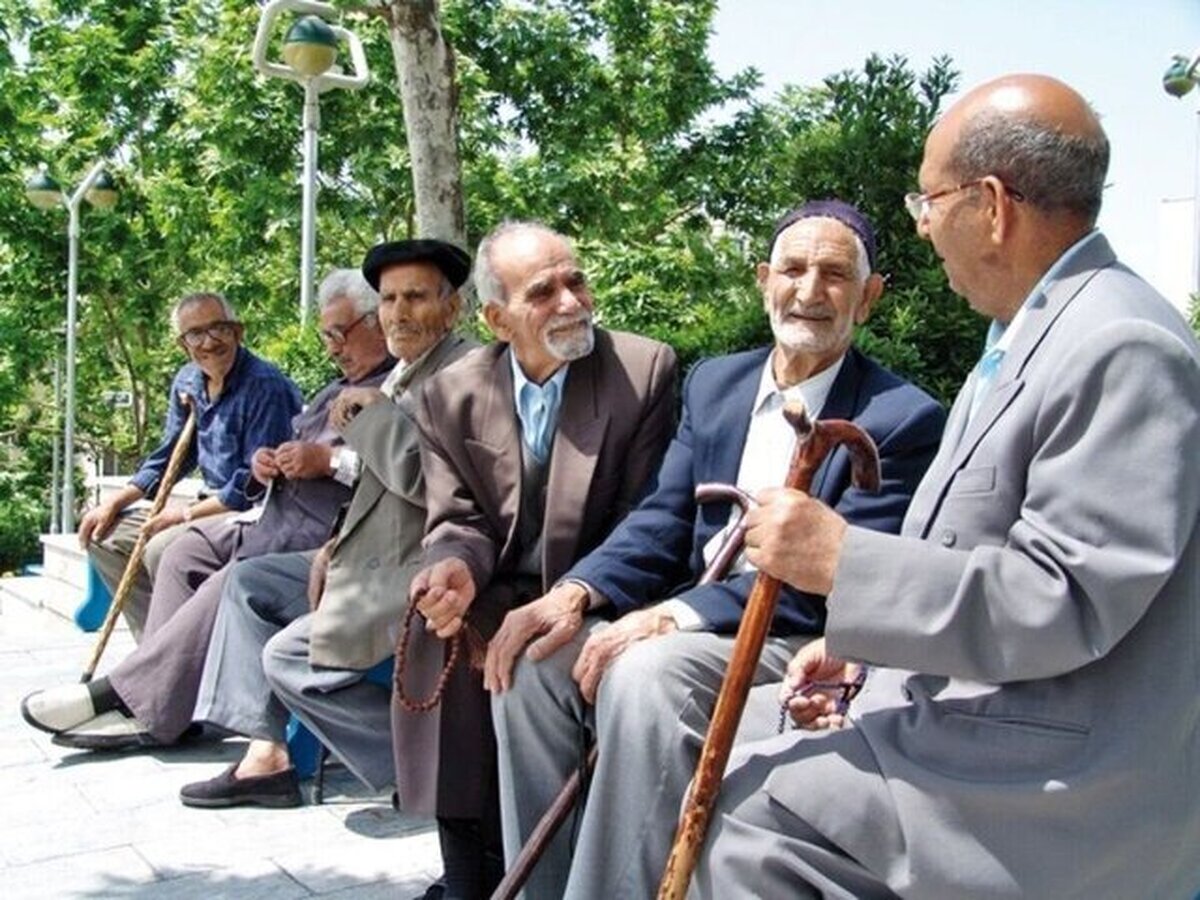  ۶۲ درصد زنان سالمند زیرخط فقر غذایی شدید/ ورود ایران به فاز سالمندی از سال ۱۴۲۰ 