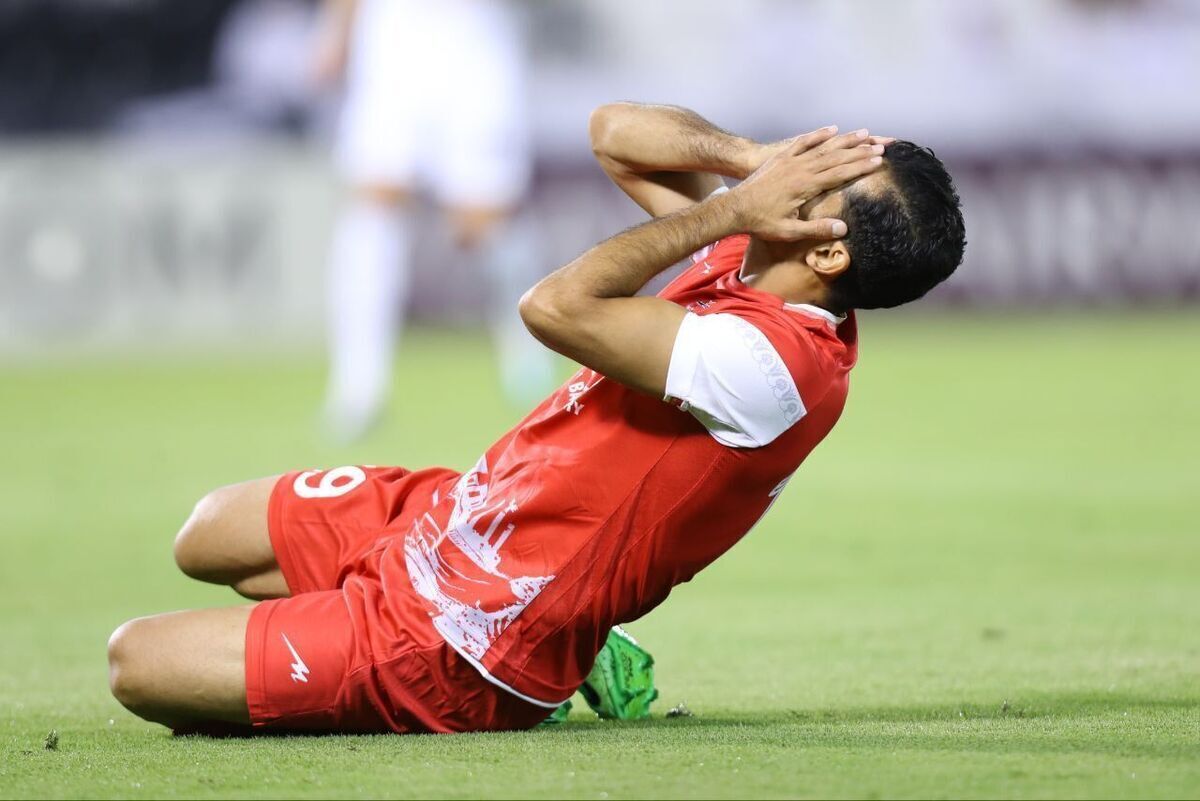 جلسه سرنوشت‌ساز نقل و انتقالاتی در باشگاه پرسپولیس