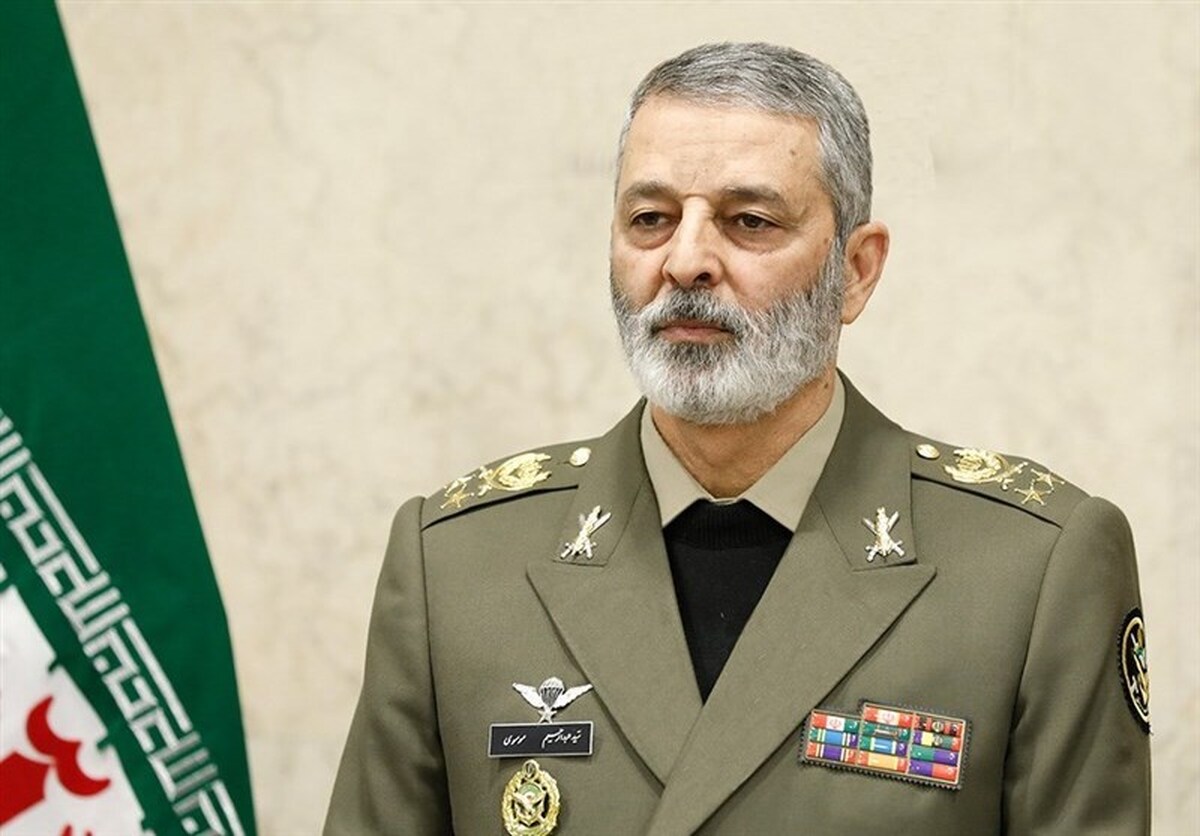 فرمانده ارتش: صهیونیست‌ها سخت مجازات خواهند شد