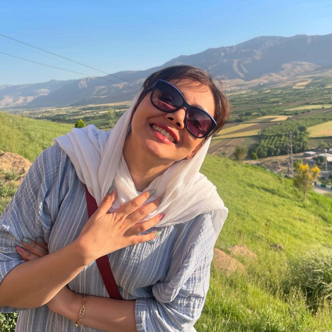 عکس زیبای شیرین سریال «نون خ» در دل طبیعت