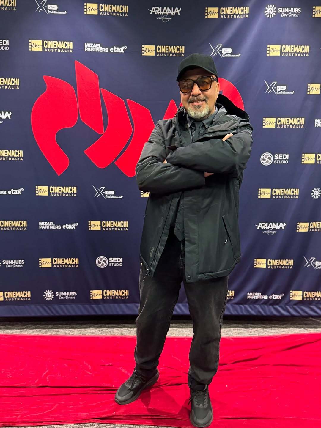 عکس/تیپ خاص رضا عطاران در استرالیا جلب‌توجه کرد