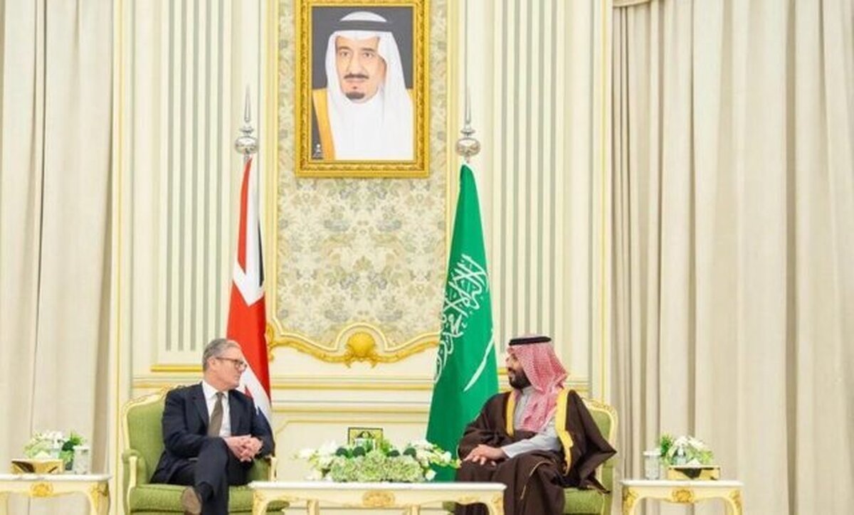 گفت‌وگوی استارمر و بن سلمان درباره شرایط غرب آسیا