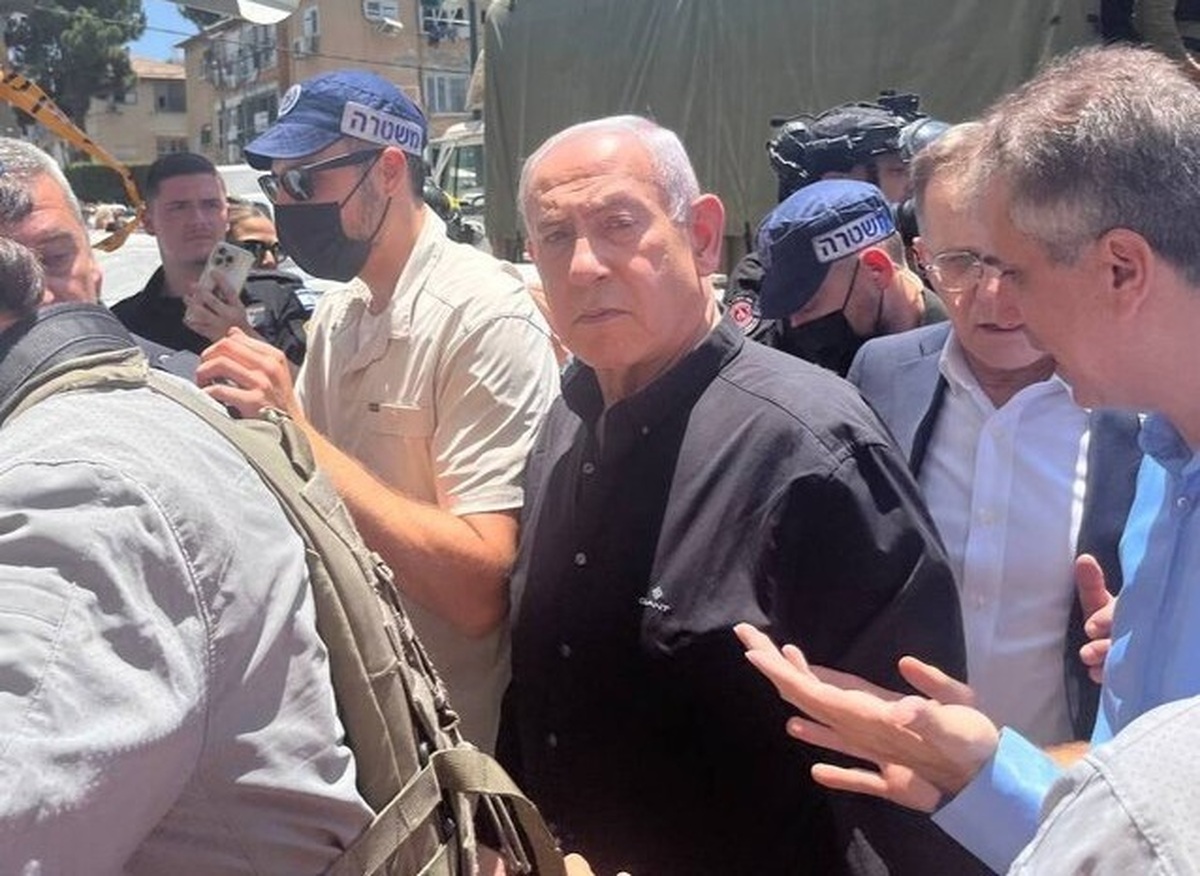 نتانیاهو از پناهگاه بیرون آمد