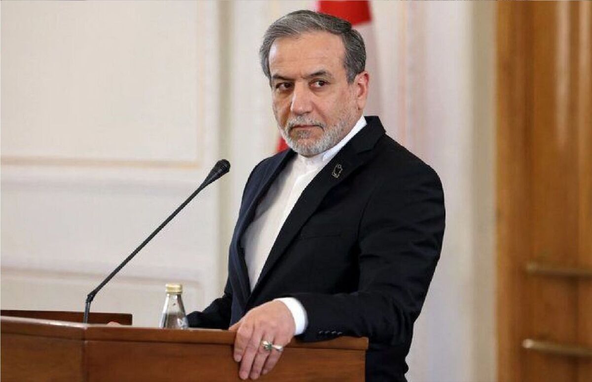 عراقچی: کشور‌های اسلامی برای مقابله با قانون‌شکنی اسراییل متحد شوند