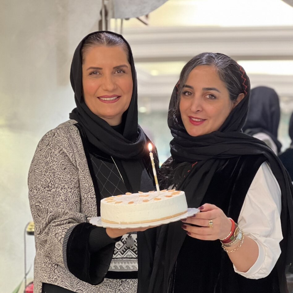عکس/جشن تولد صمیمانه فریبا کوثری برای رفیقِ صمیمی‌اش